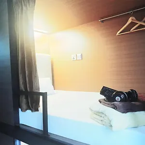 ** Capsule hotel Chic Capsule Singapore