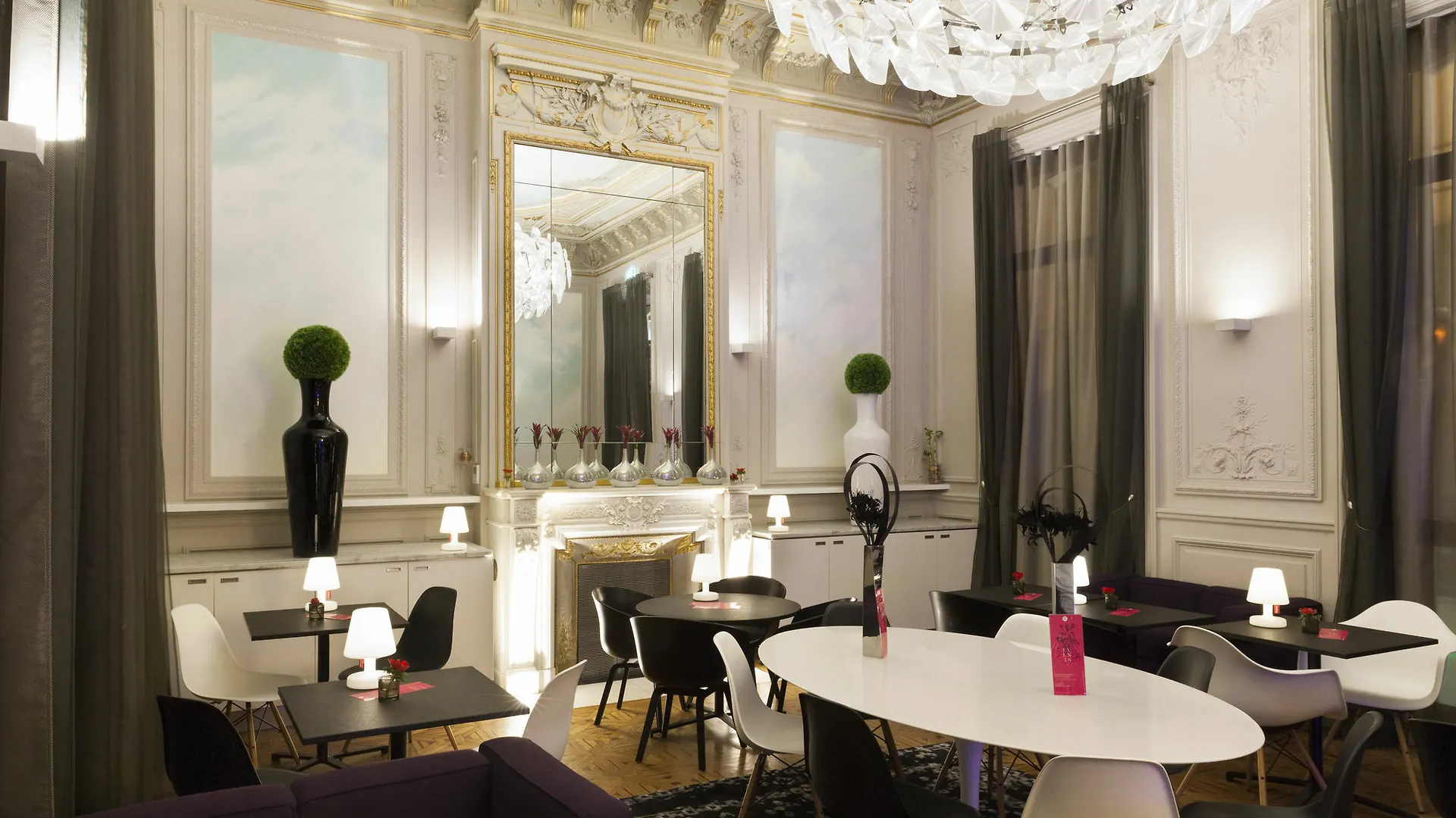 *****  Hotel C2 Марсель Франция